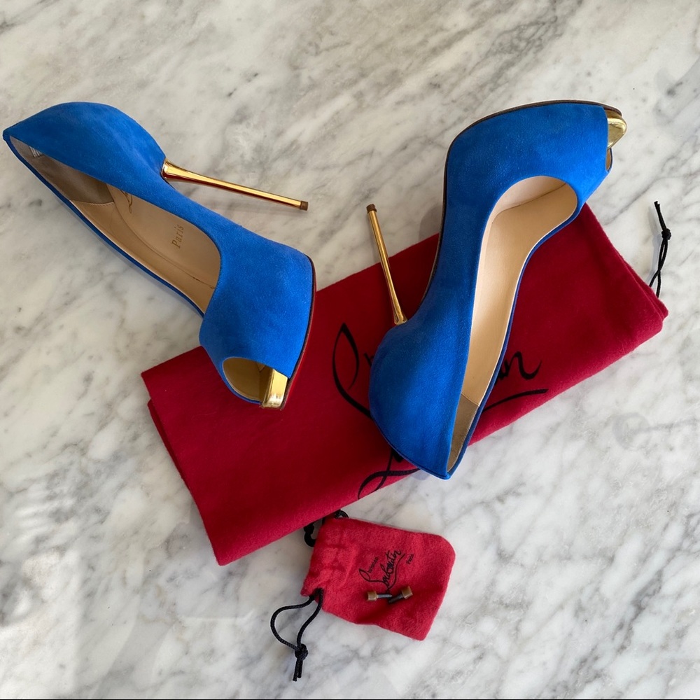 EUC CHRISTIAN LOUBOUTIN Royal Blue Suede Pumps
